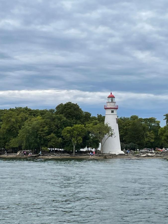 Lake Point Motel Marblehead Exteriér fotografie